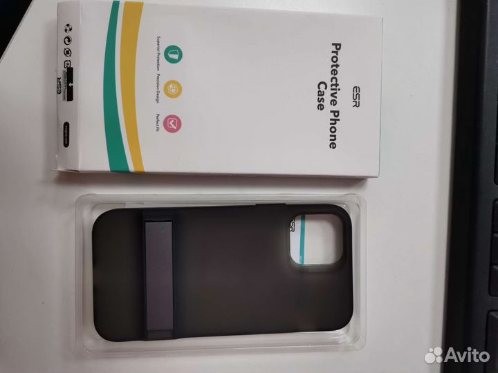 Чехол на iPhone