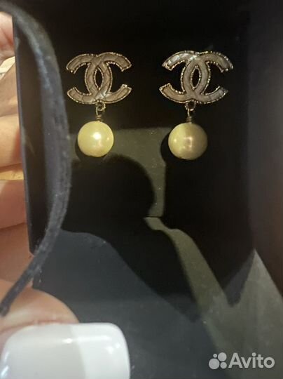 Серьги Chanel