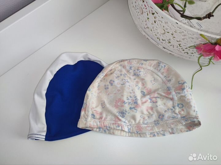 Шапочки для бассейна