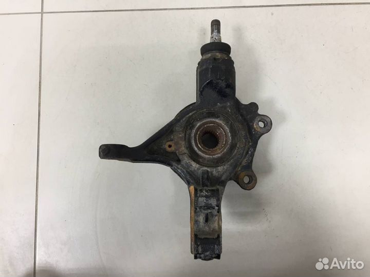 Кулак поворотный передний правый Citroen C4 2011