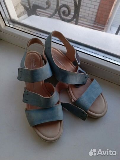 Сандалии женские ecco