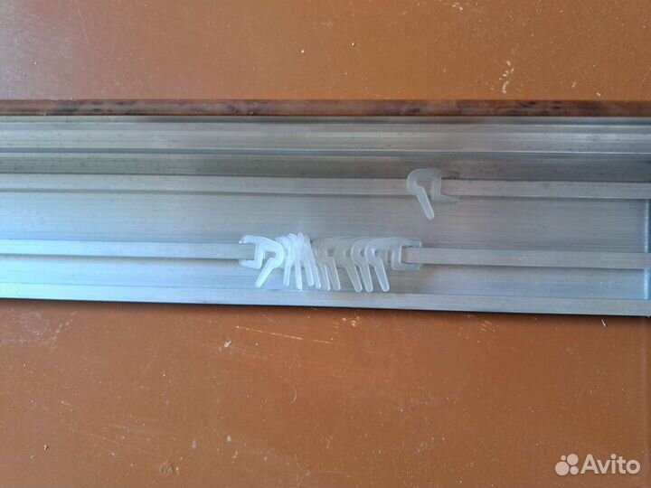 Карнизы потолочные б/у 3 шт
