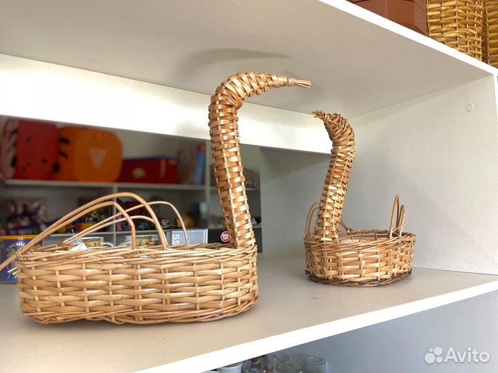 Плетенные корзинки и горшки для цветов