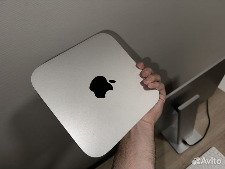 Apple Mac mini m2 pro 2023