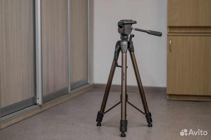 Штатив для фотоаппарата Dexp