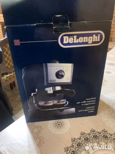 Кофеварка delonghi