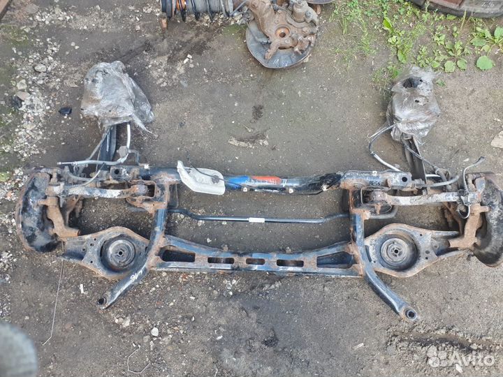 Задняя балка подрамник Jetta 6 Джетта 6