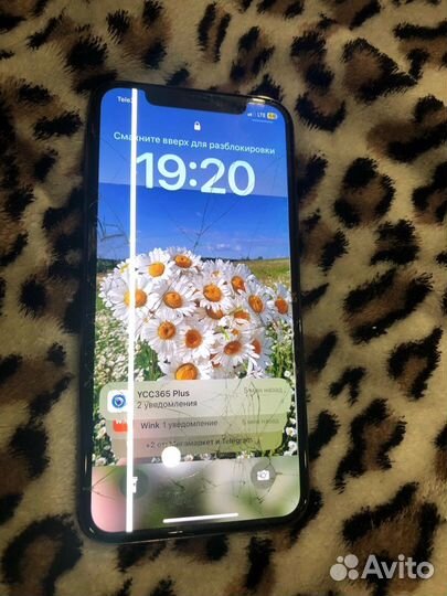 iPhone X, 64 ГБ