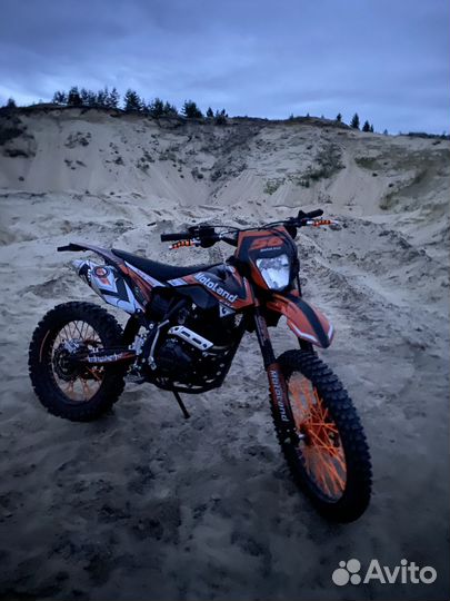 Мотоцикл Кросс Motoland CRF 250