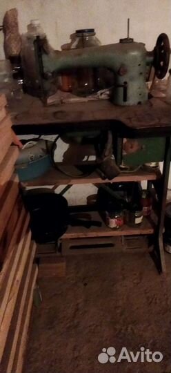 Швейная машина