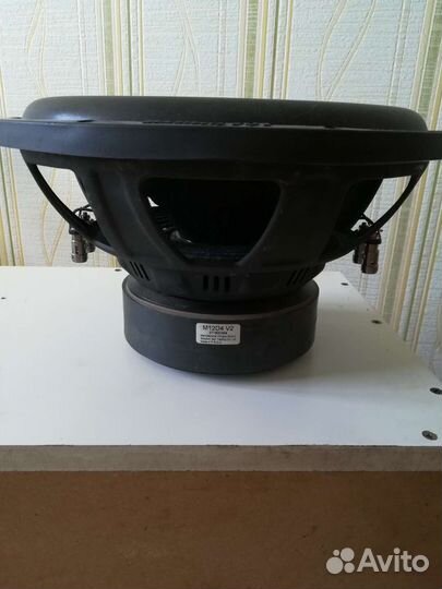 Сабвуфер в машину