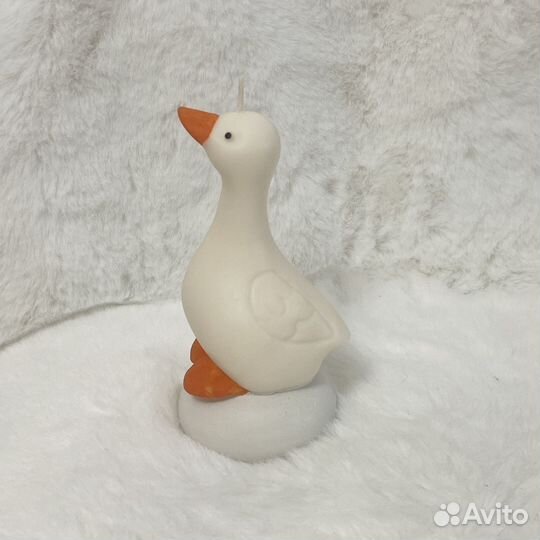 Свеча утка гусь из мема