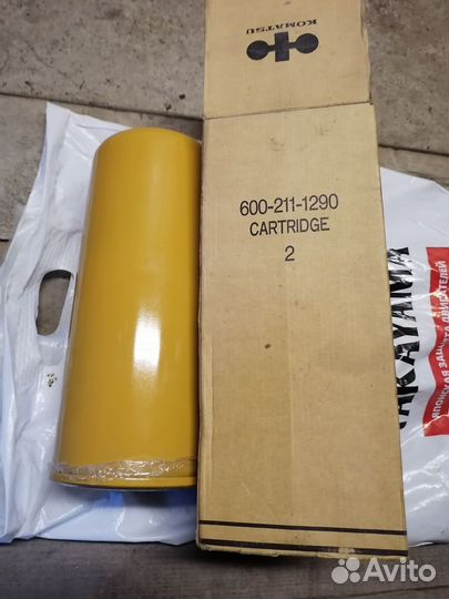 Фильтр масляный Komatsu 600 211 1290