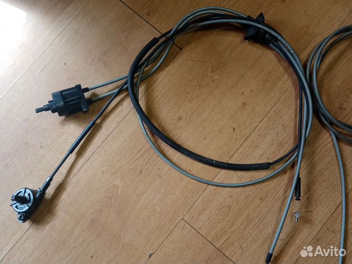 Трос капота и корректора фар Рено Логан1