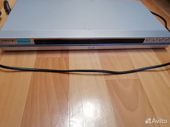 DVD плеер Sony