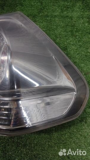 Фонарь задний наружный правый Lexus RX300 (MCU35)