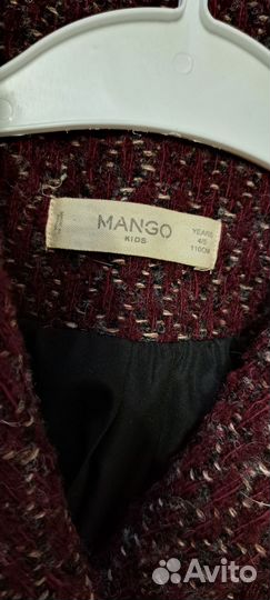 Пальто на девочку 110 р mango