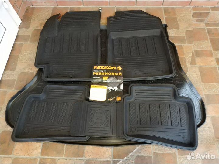 Автомобильные коврики резиновые