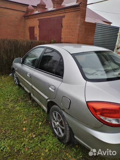 Kia Rio 2003г разбор