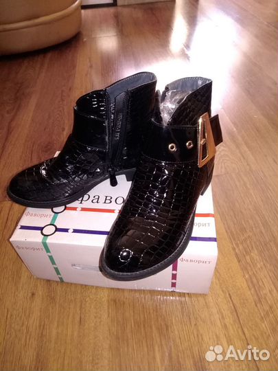 Ботинки для девочки