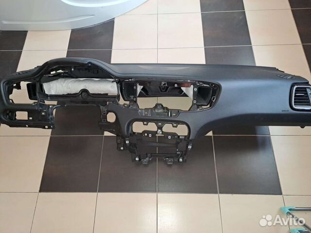 Панель приборов, торпедо Kia Ceed 3 CD