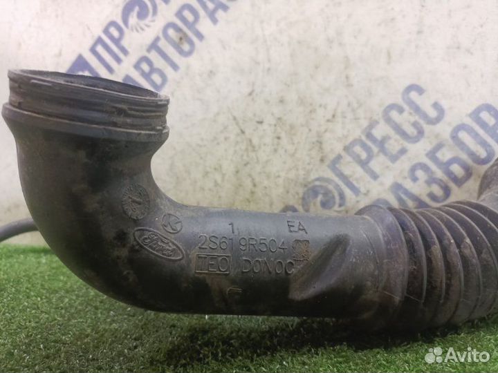 Патрубок воздушного фильтра Ford Fusion хэтчбек