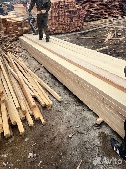 Доска обрезная 200х50x3м