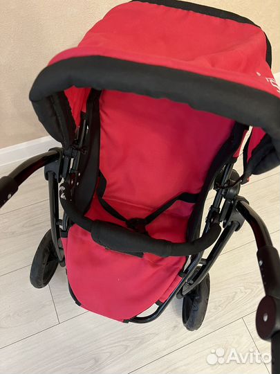 Коляска для кукол