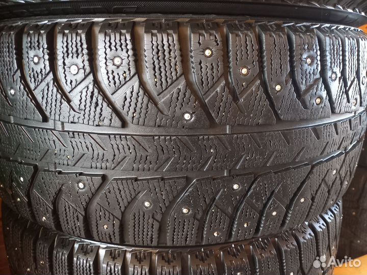 Bridgestone Ice Cruiser 5000 235/50 R18