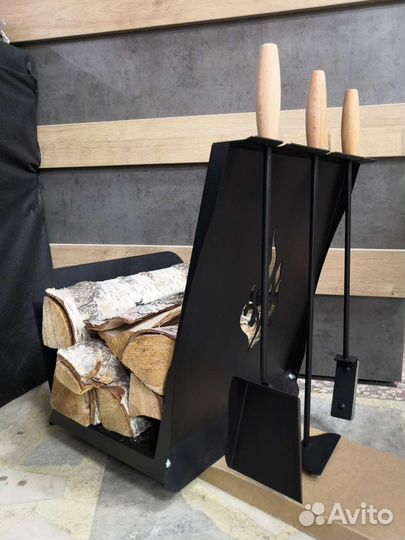 Дровница / Дровница для камина с инструментами