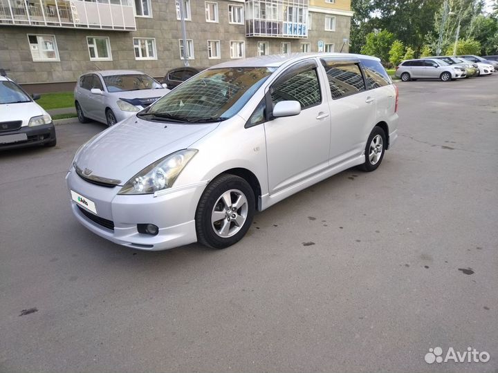 Toyota Wish 1.8 AT, 2003, 235 000 км