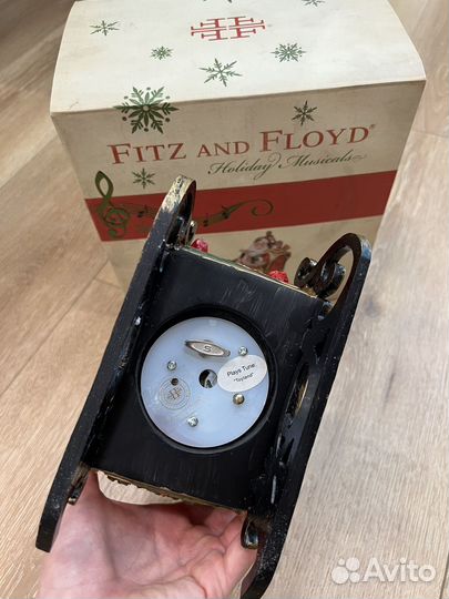 Fitz and Floyd - музыкальные новогодние сани