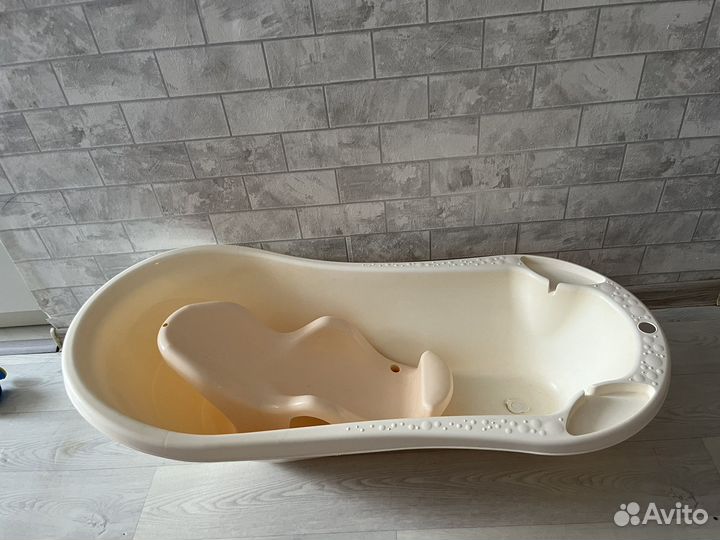 Ванночка для купания с горкой