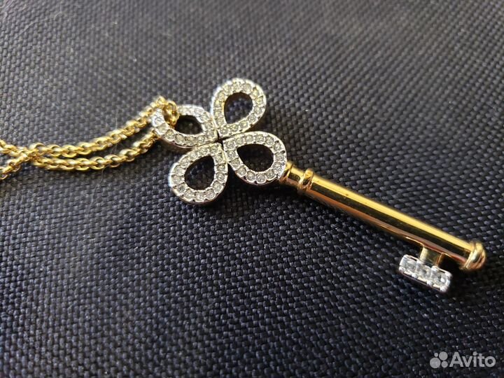 Кулон Swarovski ключ