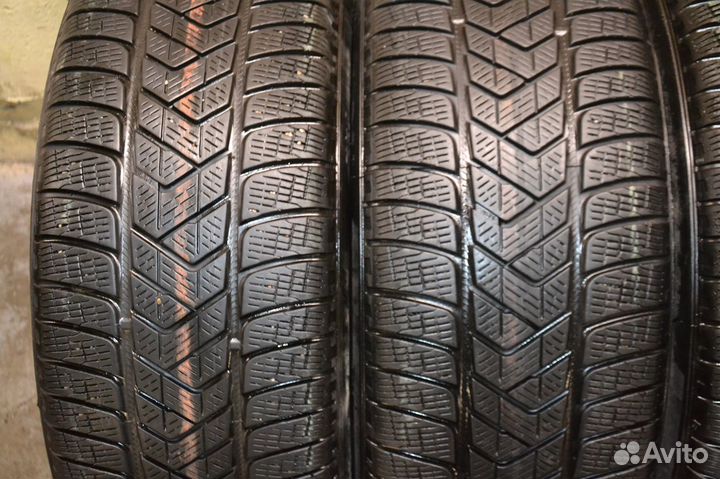 Pirelli Scorpion Winter 235/55 R18 104H