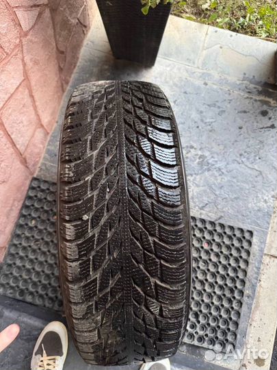 Nokian Tyres Hakkapeliitta R3 SUV 235/65 R17