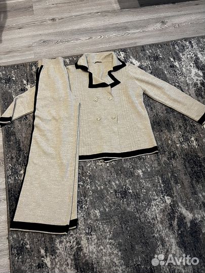 Брючный костюм женский 42 44