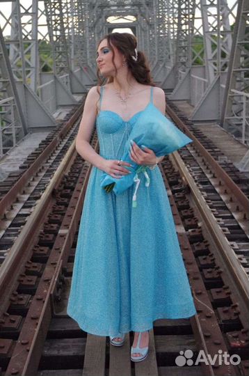 Вечернее платье