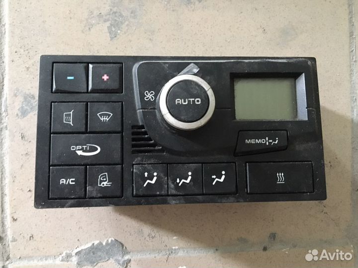 Блок управления печкой/климатом Renault T-Series