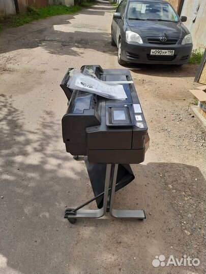 Плоттер HP designjet t520