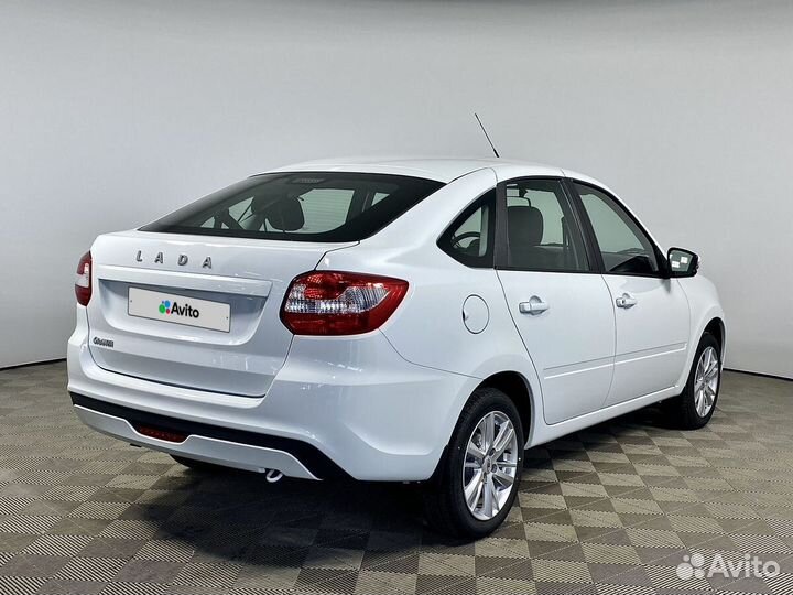 LADA Granta 1.6 МТ, 2023