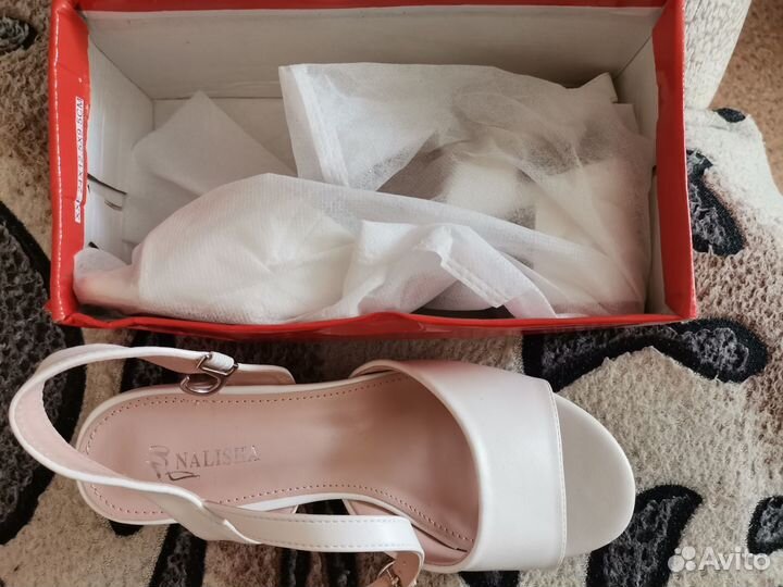 Босоножки 37 размер