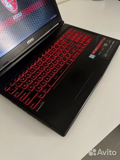 Ноутбук msi MS-16P6