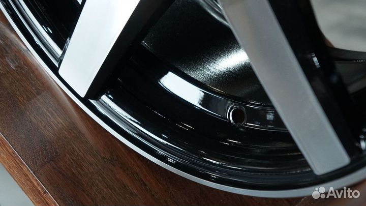 Литые диски vossen R16 для Polo. Арт054