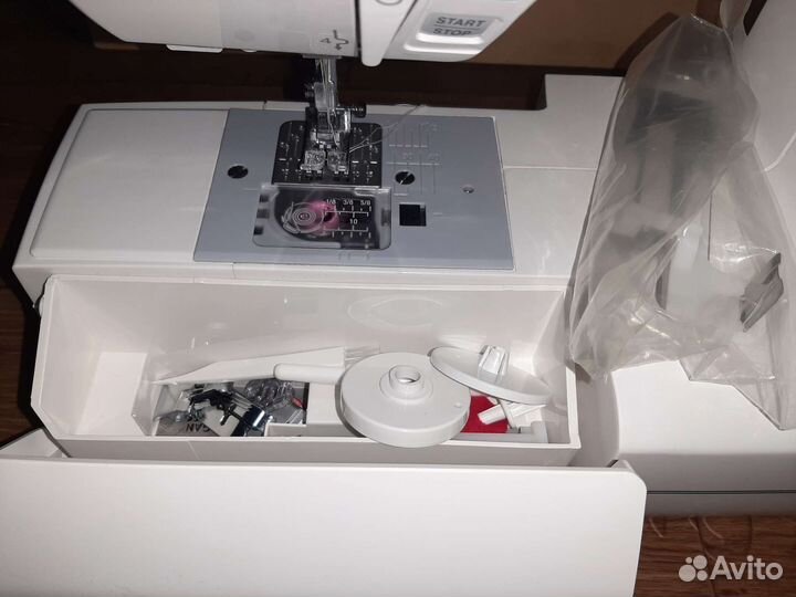 Швейная машина Janome 601 DC