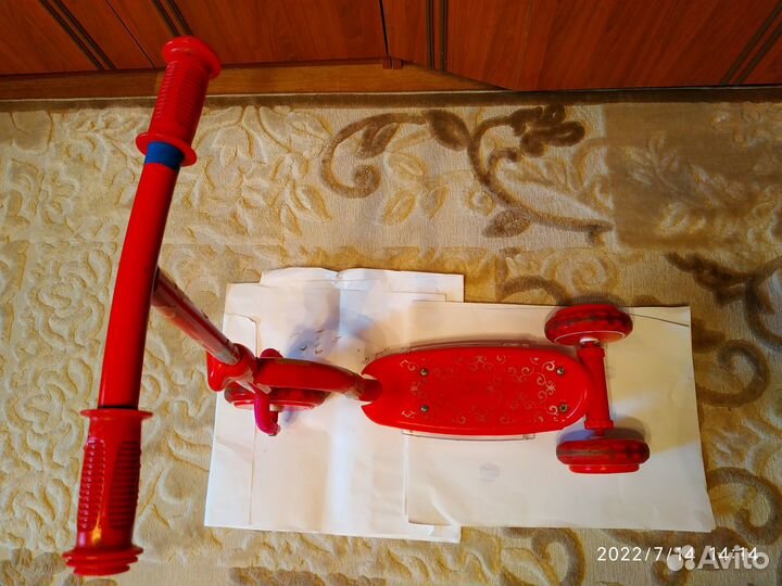 Продам самокат детский