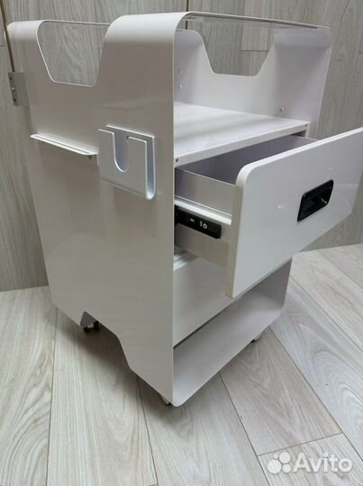 Тумба для аппаратов индиба металлическая Рассрочка