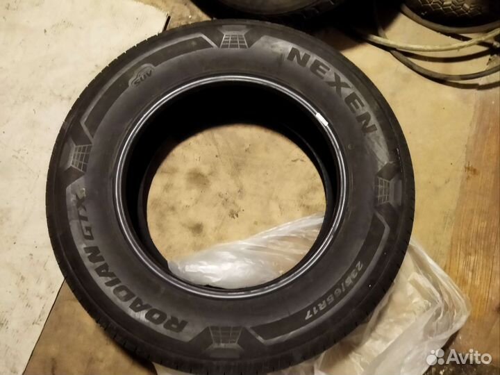 Nexen Roadian GTX 235/65 R17