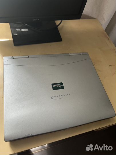 Ноутбук Fujitsu-Siemens lifebook C-1020