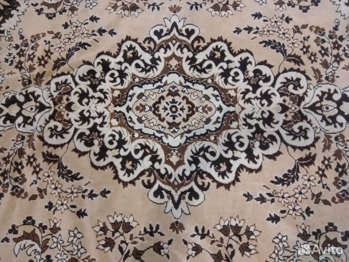 Ковровое покрывало СССР на диван и кресло